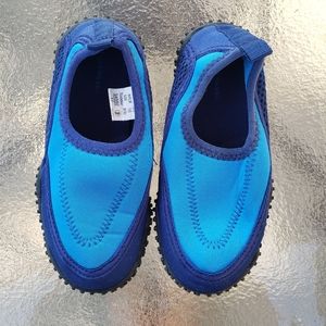 Toddler water shoes